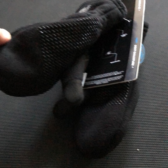 NB (L) heavy weight fleece mittens - Picture 9 of 9